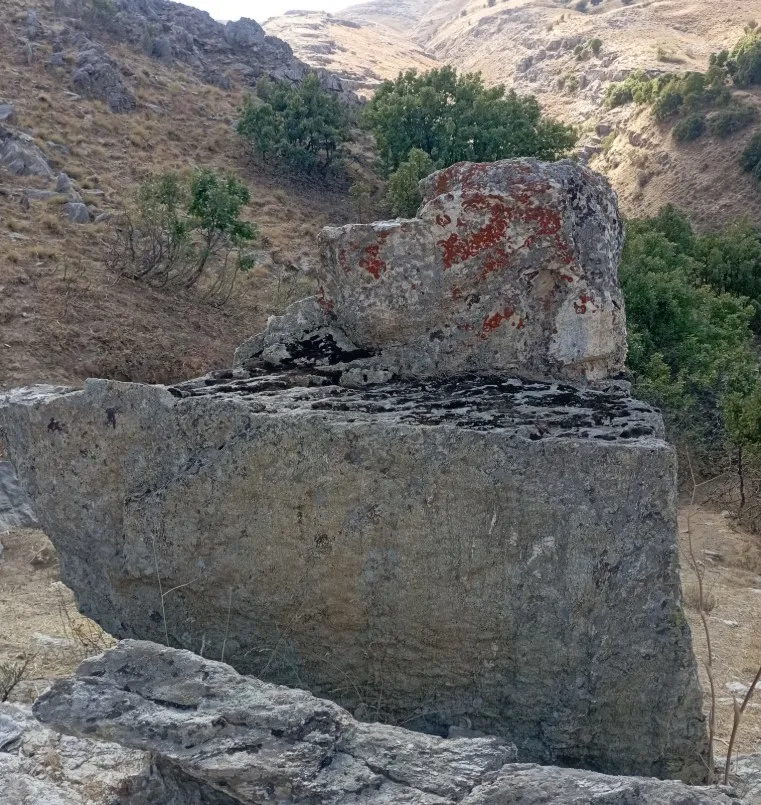 Üçgen Define İşareti Anlamı ve Çözümü